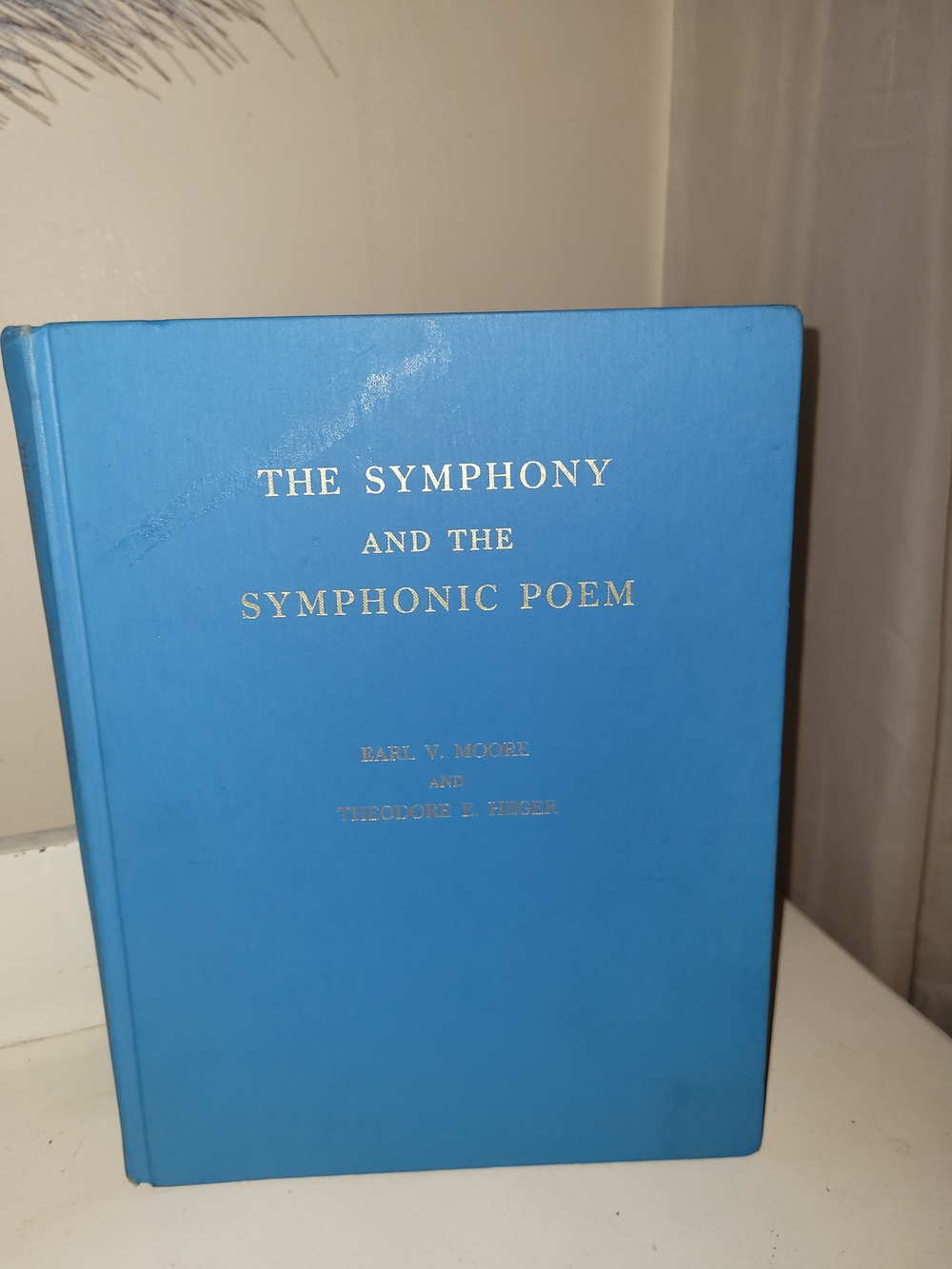 The Symphony and The Symphonic Poem - Blue Hardcover Book